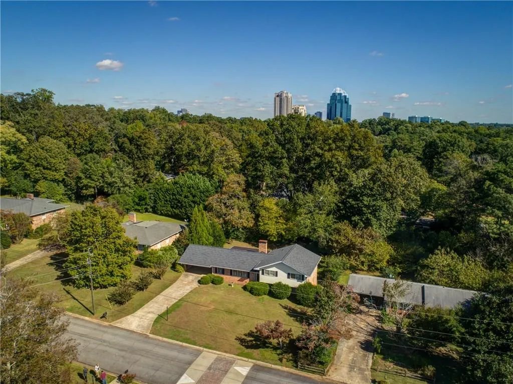 5885 Garber Drive, Sandy Springs, Georgia 30328, 4 Bedrooms Bedrooms, ,3 BathroomsBathrooms,Residential,Sold,5885 Garber Drive,5925803