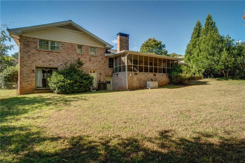 5885 Garber Drive, Sandy Springs, Georgia 30328, 4 Bedrooms Bedrooms, ,3 BathroomsBathrooms,Residential,Sold,5885 Garber Drive,5925803