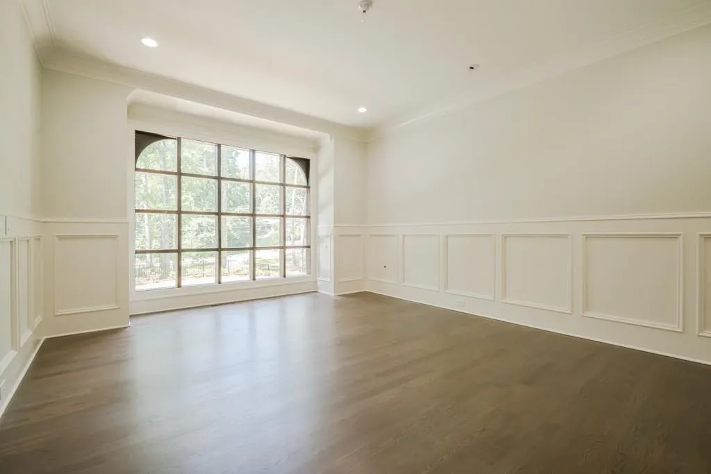 4564 Mount Paran Parkway, Atlanta, Georgia 30327, 5 Bedrooms Bedrooms, ,5 BathroomsBathrooms,Residential,Sold,4564 Mount Paran Parkway,5707356