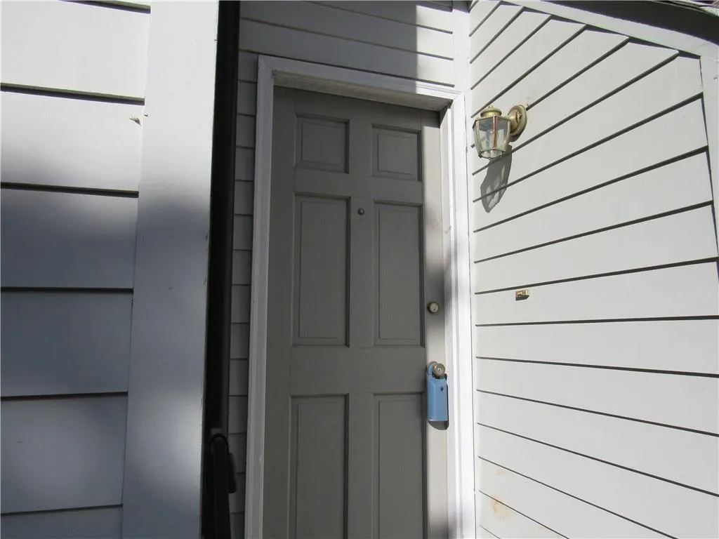 6700 Roswell Road Unit 32a, Atlanta, Georgia 30328, 2 Bedrooms Bedrooms, ,2 BathroomsBathrooms,Residential,Sold,6700 Roswell Road Unit 32a,5991136