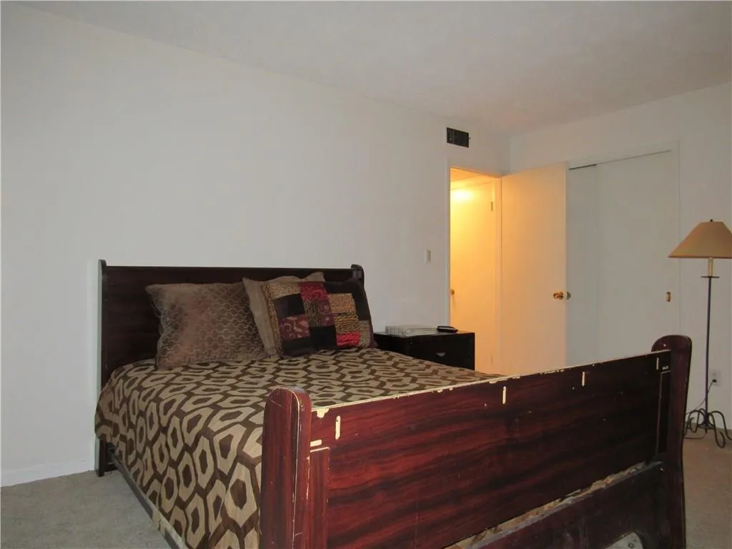 6700 Roswell Road Unit 32a, Atlanta, Georgia 30328, 2 Bedrooms Bedrooms, ,2 BathroomsBathrooms,Residential,Sold,6700 Roswell Road Unit 32a,5991136