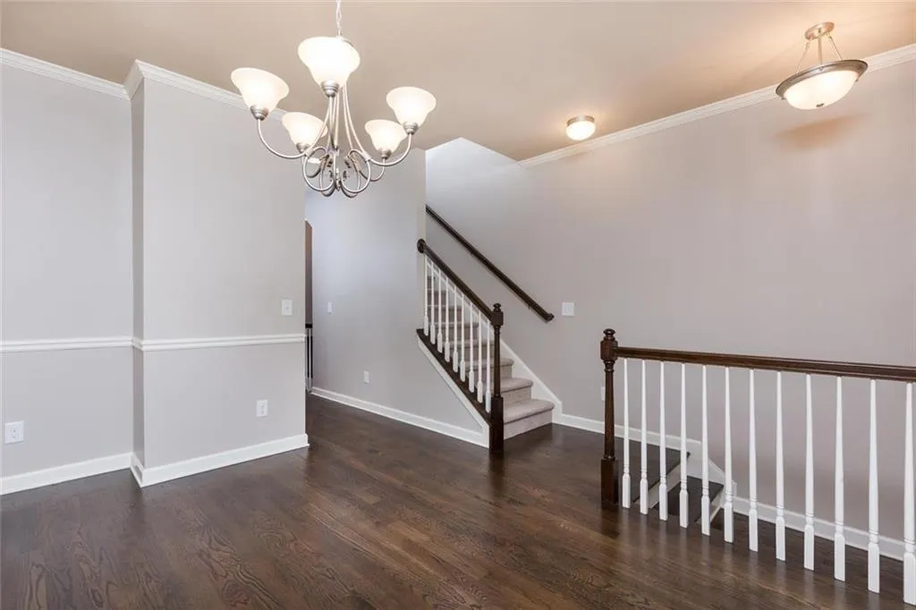 7235 Highland Bluff, Sandy Springs, Georgia 30328, 3 Bedrooms Bedrooms, ,3 BathroomsBathrooms,Residential,Sold,7235 Highland Bluff,5933906