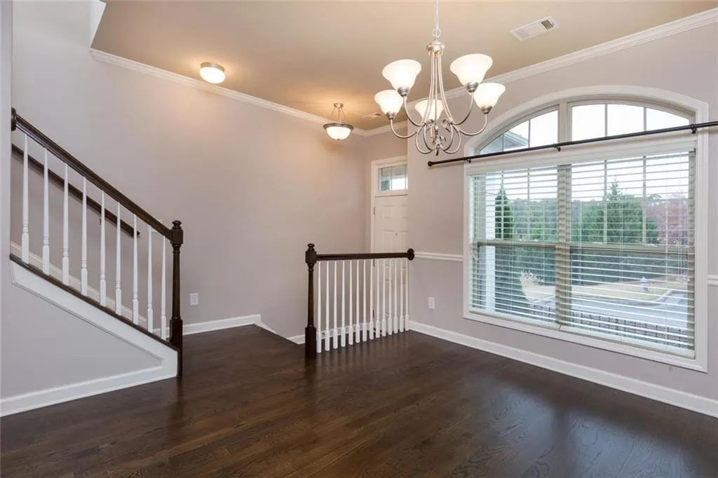 7235 Highland Bluff, Sandy Springs, Georgia 30328, 3 Bedrooms Bedrooms, ,3 BathroomsBathrooms,Residential,Sold,7235 Highland Bluff,5933906