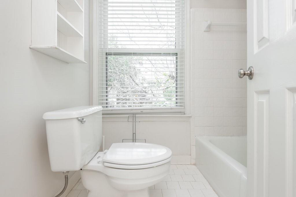 2075 Dunwoody Heritage Drive, Sandy Springs, Georgia 30350, 4 Bedrooms Bedrooms, ,2 BathroomsBathrooms,Residential,Sold,2075 Dunwoody Heritage Drive,7274122