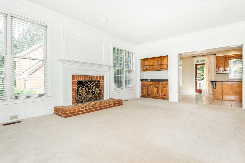 2075 Dunwoody Heritage Drive, Sandy Springs, Georgia 30350, 4 Bedrooms Bedrooms, ,2 BathroomsBathrooms,Residential,Sold,2075 Dunwoody Heritage Drive,7274122