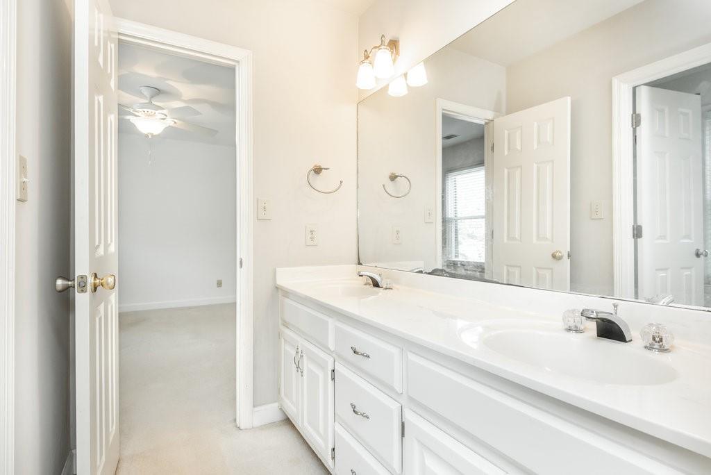 2075 Dunwoody Heritage Drive, Sandy Springs, Georgia 30350, 4 Bedrooms Bedrooms, ,2 BathroomsBathrooms,Residential,Sold,2075 Dunwoody Heritage Drive,7274122