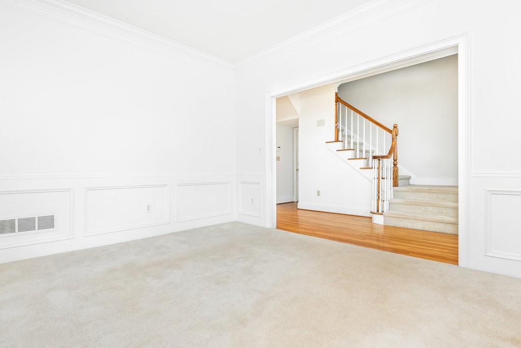 2075 Dunwoody Heritage Drive, Sandy Springs, Georgia 30350, 4 Bedrooms Bedrooms, ,2 BathroomsBathrooms,Residential,Sold,2075 Dunwoody Heritage Drive,7274122