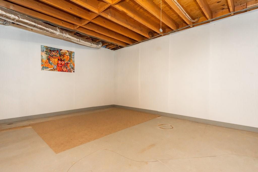 2075 Dunwoody Heritage Drive, Sandy Springs, Georgia 30350, 4 Bedrooms Bedrooms, ,2 BathroomsBathrooms,Residential,Sold,2075 Dunwoody Heritage Drive,7274122