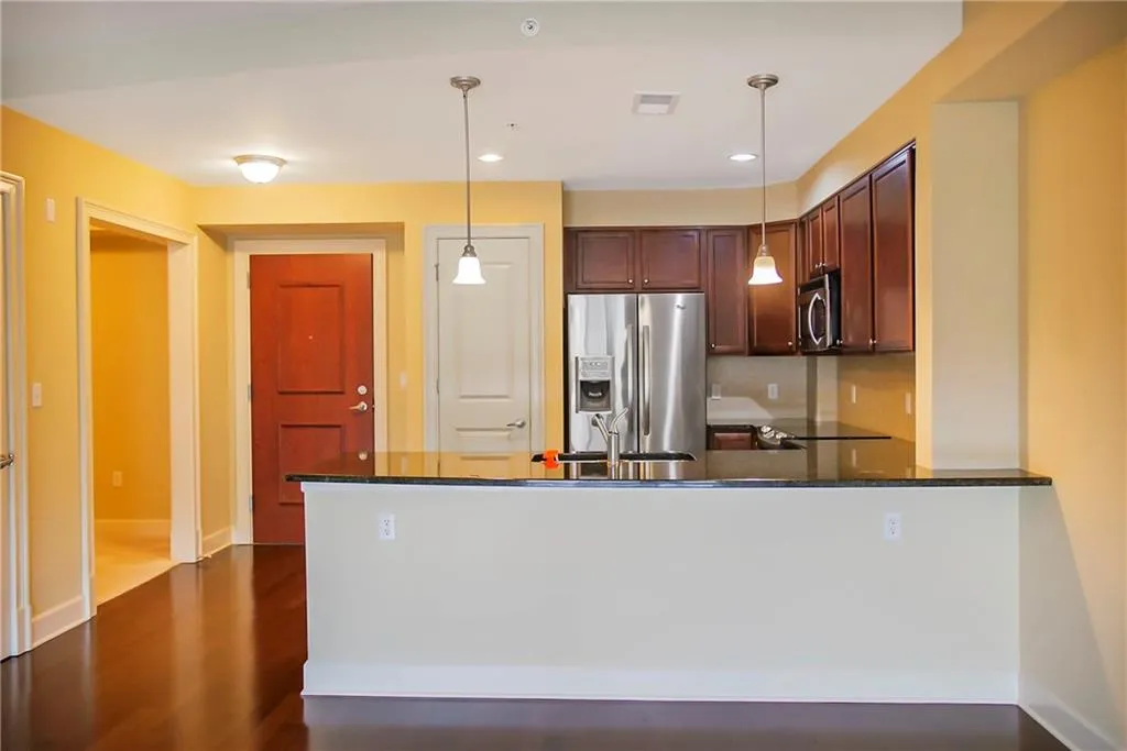200 River Vista Drive Unit 606, Atlanta, Georgia 30339, 1 Bedroom Bedrooms, ,1 BathroomBathrooms,Residential,Sold,200 River Vista Drive Unit 606,6107045