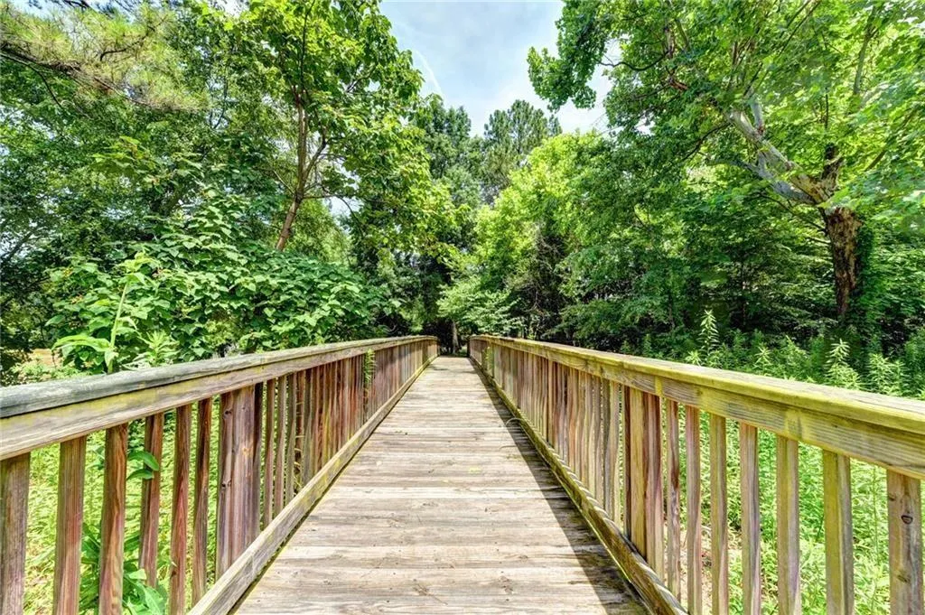 200 River Vista Drive Unit 606, Atlanta, Georgia 30339, 1 Bedroom Bedrooms, ,1 BathroomBathrooms,Residential,Sold,200 River Vista Drive Unit 606,6107045