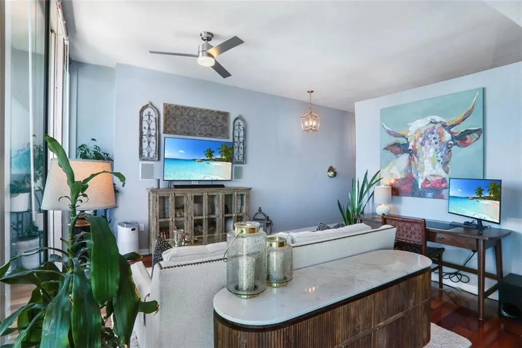 3324 Peachtree Road Ne Unit 2807, Atlanta, Georgia 30326, 1 Bedroom Bedrooms, ,1 BathroomBathrooms,Residential,For Sale,3324 Peachtree Road Ne Unit 2807,7544179