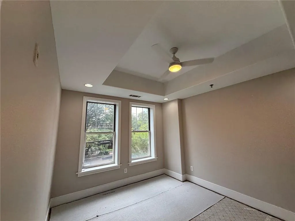2255 Peachtree Road Ne Unit 322, Atlanta, Georgia 30309, 1 Bedroom Bedrooms, ,1 BathroomBathrooms,Residential,For Sale,2255 Peachtree Road Ne Unit 322,7633688