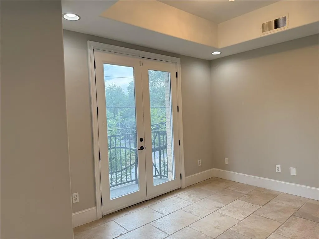 2255 Peachtree Road Ne Unit 322, Atlanta, Georgia 30309, 1 Bedroom Bedrooms, ,1 BathroomBathrooms,Residential,For Sale,2255 Peachtree Road Ne Unit 322,7633688