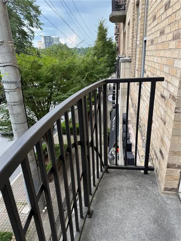 2255 Peachtree Road Ne Unit 322, Atlanta, Georgia 30309, 1 Bedroom Bedrooms, ,1 BathroomBathrooms,Residential,For Sale,2255 Peachtree Road Ne Unit 322,7633688