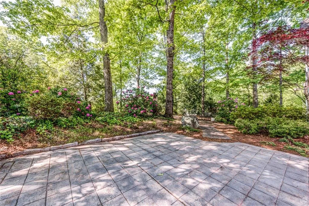 3901 Chaucer Wood Ne, Brookhaven, Georgia 30319, 4 Bedrooms Bedrooms, ,3 BathroomsBathrooms,Residential,Sold,3901 Chaucer Wood Ne,5841978