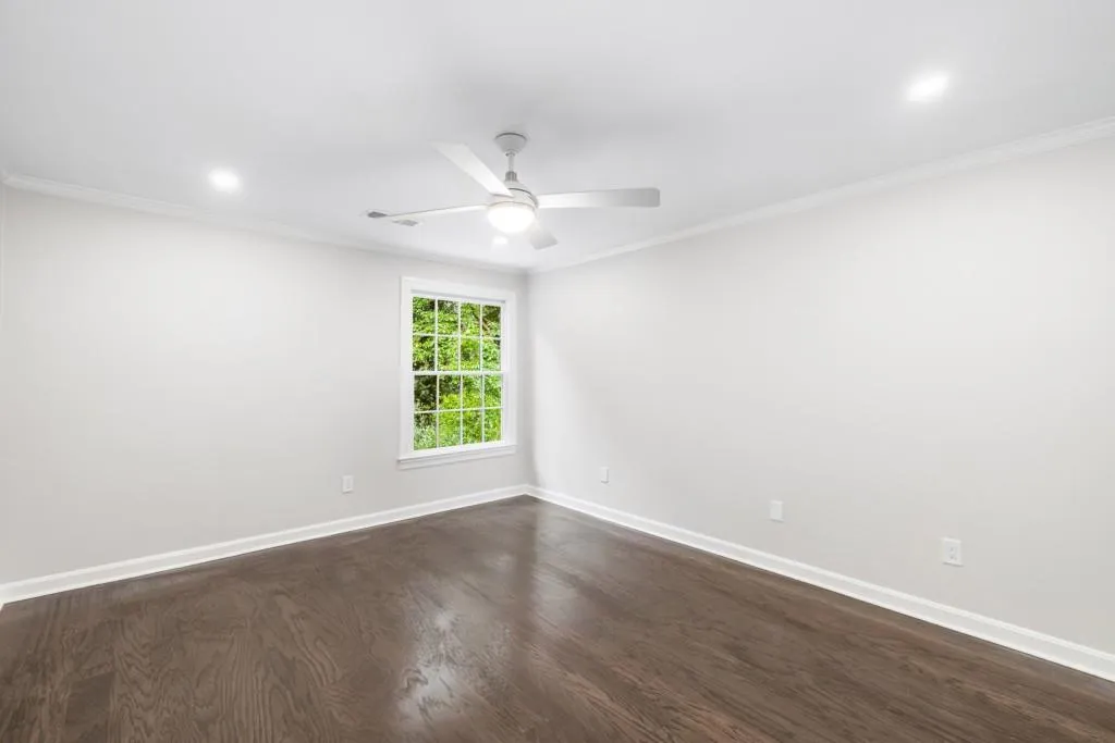 650 Moores Mill Road Nw Unit 11, Atlanta, Georgia 30327, 3 Bedrooms Bedrooms, ,2 BathroomsBathrooms,Residential,For Sale,650 Moores Mill Road Nw Unit 11,7637409