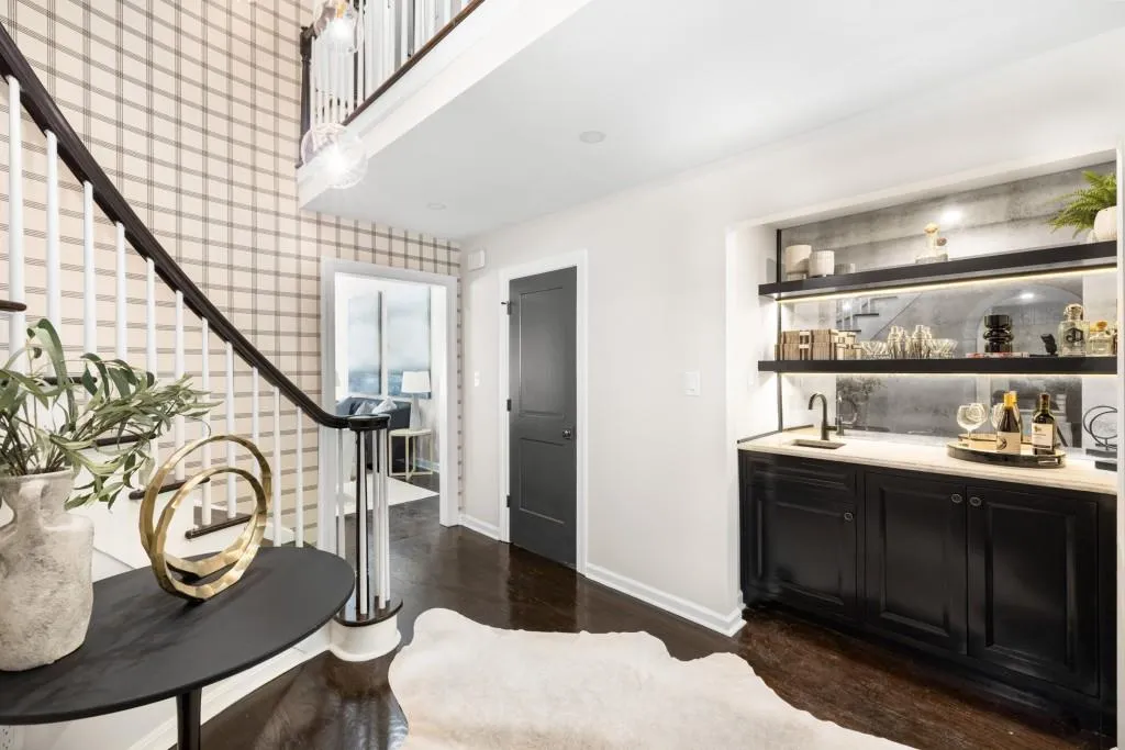 650 Moores Mill Road Nw Unit 11, Atlanta, Georgia 30327, 3 Bedrooms Bedrooms, ,2 BathroomsBathrooms,Residential,For Sale,650 Moores Mill Road Nw Unit 11,7637409