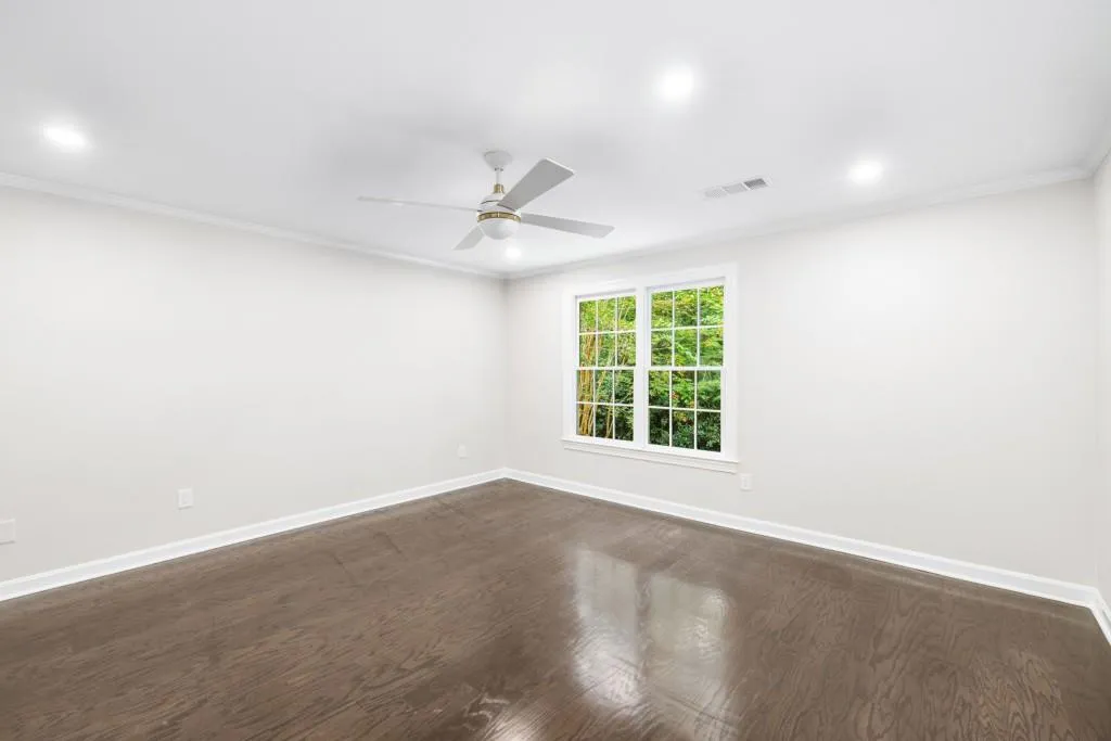 650 Moores Mill Road Nw Unit 11, Atlanta, Georgia 30327, 3 Bedrooms Bedrooms, ,2 BathroomsBathrooms,Residential,For Sale,650 Moores Mill Road Nw Unit 11,7637409