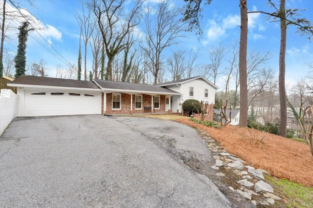 5650 Colton Drive, Sandy Springs, Georgia 30342, 3 Bedrooms Bedrooms, ,2 BathroomsBathrooms,Residential,For Sale,5650 Colton Drive,7701267