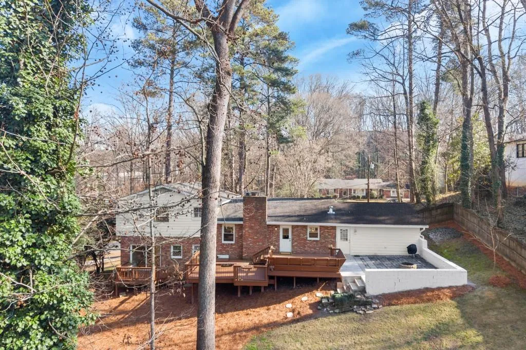 5650 Colton Drive, Sandy Springs, Georgia 30342, 3 Bedrooms Bedrooms, ,2 BathroomsBathrooms,Residential,For Sale,5650 Colton Drive,7701267