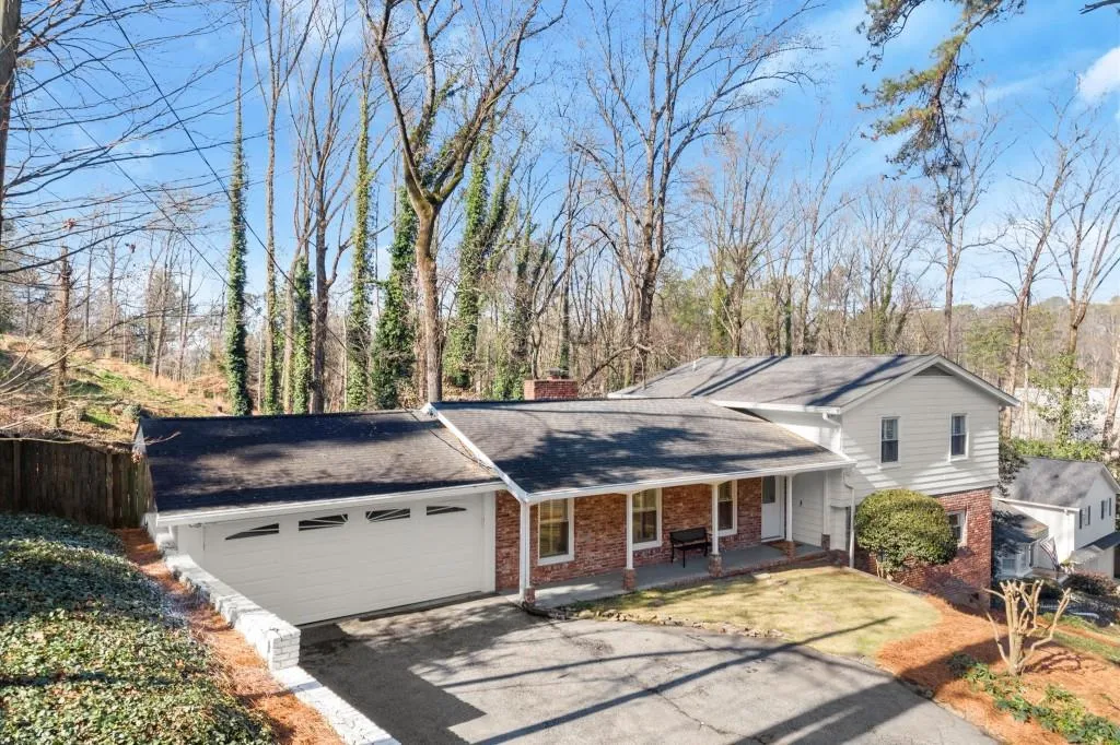 5650 Colton Drive, Sandy Springs, Georgia 30342, 3 Bedrooms Bedrooms, ,2 BathroomsBathrooms,Residential,For Sale,5650 Colton Drive,7701267