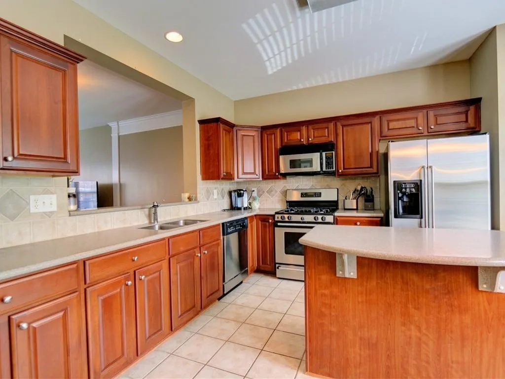 5050 Foxfield Lane Unit 5050, Atlanta, Georgia 30339, 4 Bedrooms Bedrooms, ,2 BathroomsBathrooms,Residential,Sold,5050 Foxfield Lane Unit 5050,5747230