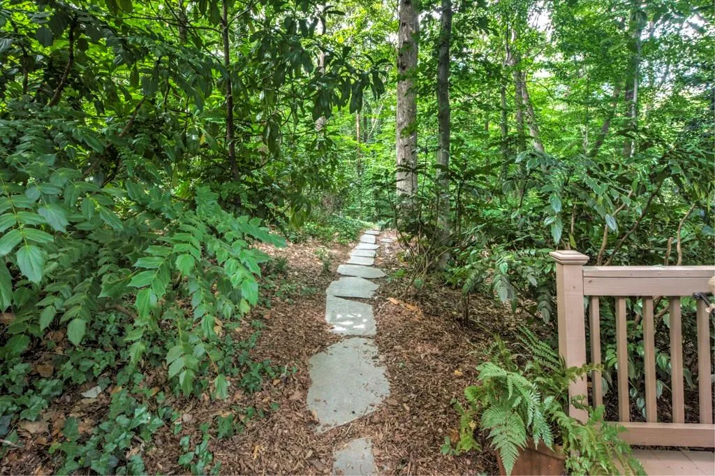 480 Franklin Road Ne, Atlanta, Georgia 30342, 5 Bedrooms Bedrooms, ,3 BathroomsBathrooms,Residential,Sold,480 Franklin Road Ne,5902391