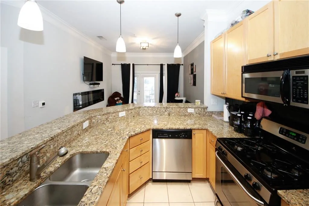 799 Hammond Drive Unit 116, Atlanta, Georgia 30328, 1 Bedroom Bedrooms, ,1 BathroomBathrooms,Residential,For Sale,799 Hammond Drive Unit 116,7625327