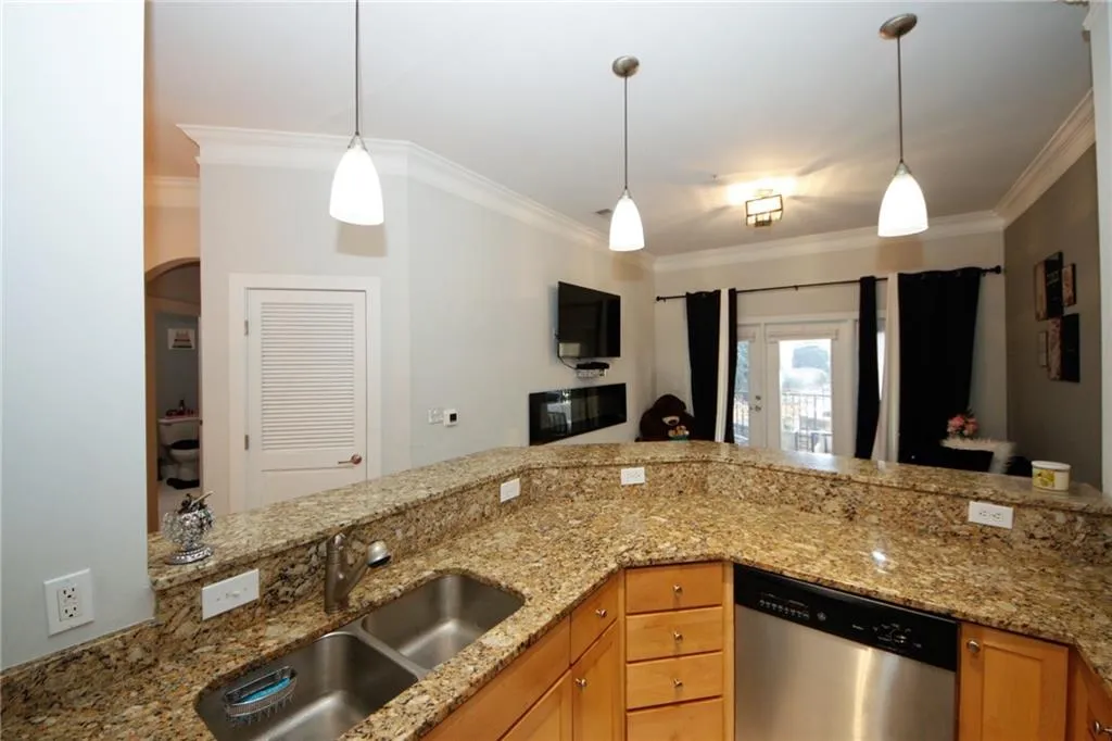 799 Hammond Drive Unit 116, Atlanta, Georgia 30328, 1 Bedroom Bedrooms, ,1 BathroomBathrooms,Residential,For Sale,799 Hammond Drive Unit 116,7625327