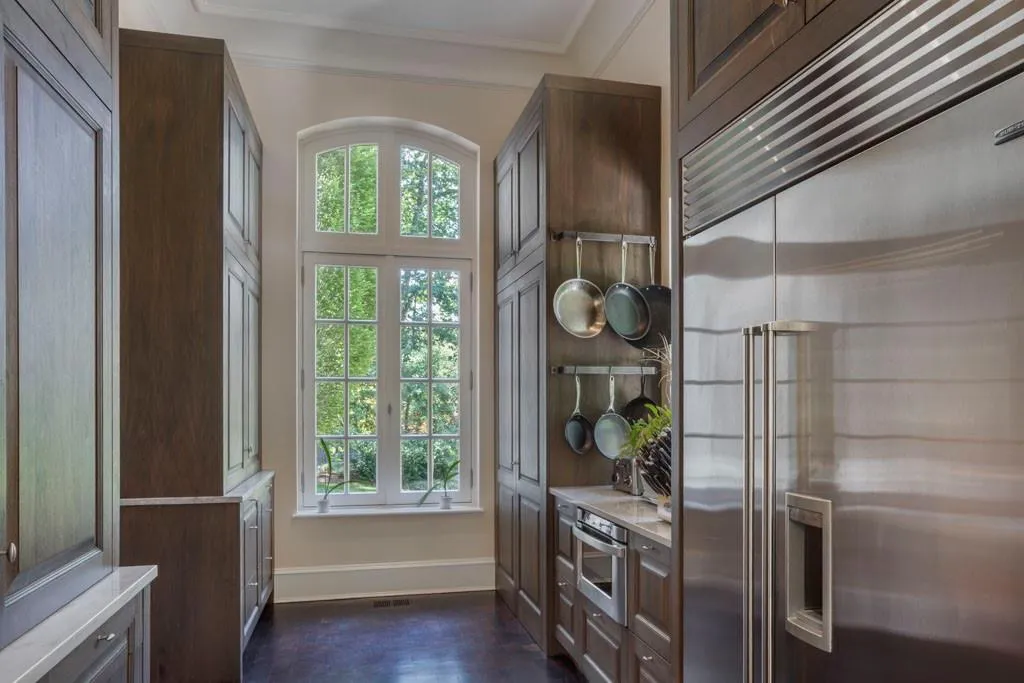 scullery/pantry