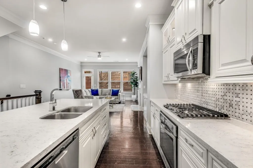 457 Alderwood Street, Sandy Springs, Georgia 30328, 3 Bedrooms Bedrooms, ,3 BathroomsBathrooms,Residential,Sold,457 Alderwood Street,7349175 457 Alderwood Street, Sandy Springs, Georgia 30328, 3 Bedrooms Bedrooms, ,3 BathroomsBathrooms,Residential,Sold,457 Alderwood Street,7349175