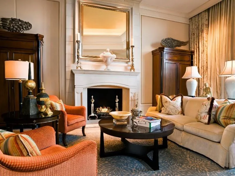 Living area featuring crown molding