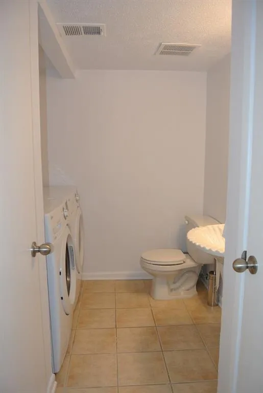 6900 Ne Roswell Road Ne Unit N3, Atlanta, Georgia 30328, 2 Bedrooms Bedrooms, ,2 BathroomsBathrooms,Residential,Sold,6900 Ne Roswell Road Ne Unit N3,6524789