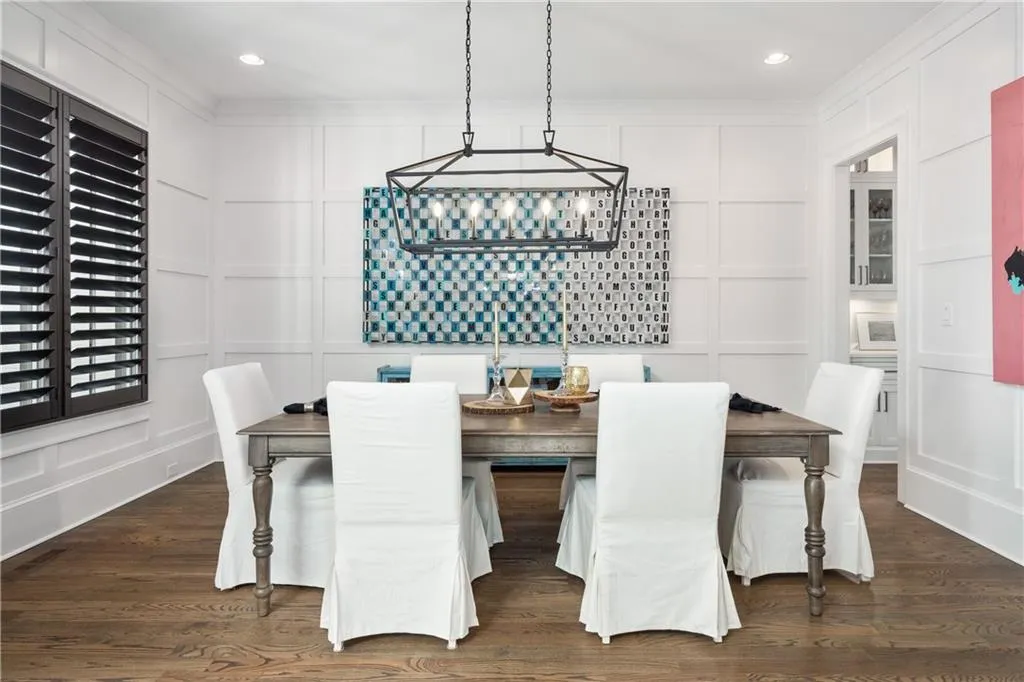 5720 Riverside Drive, Atlanta, Georgia 30327, 7 Bedrooms Bedrooms, ,7 BathroomsBathrooms,Residential,Sold,5720 Riverside Drive,6826879