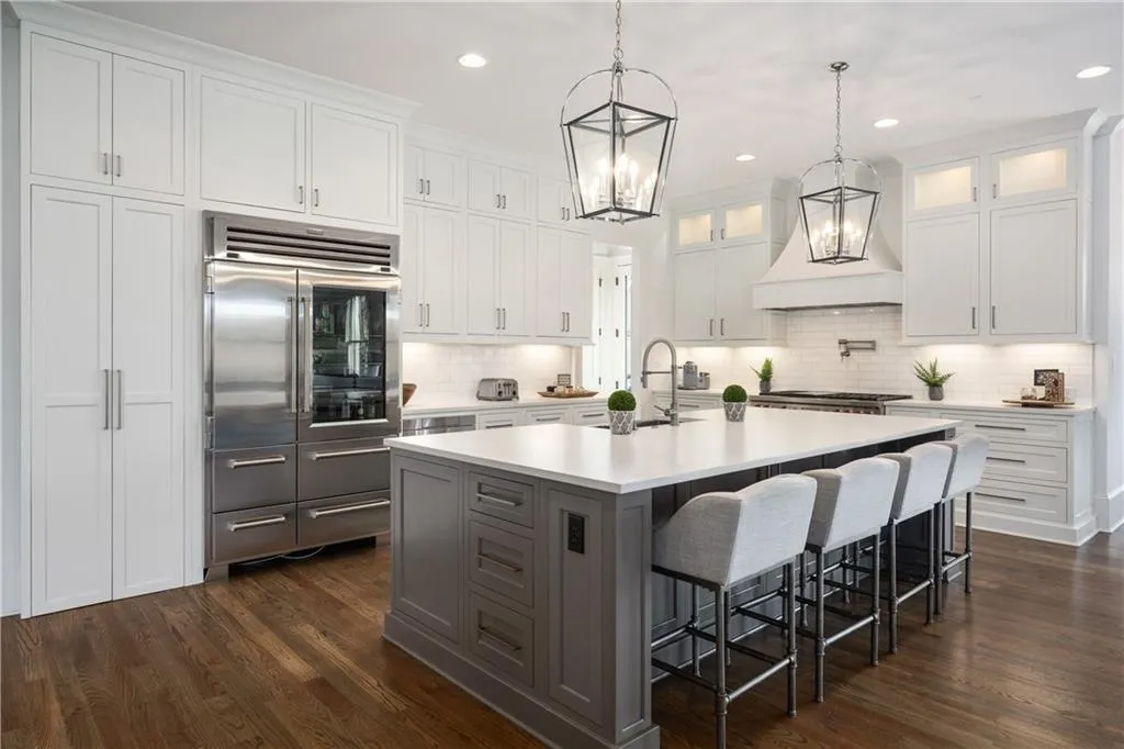 5720 Riverside Drive, Atlanta, Georgia 30327, 7 Bedrooms Bedrooms, ,7 BathroomsBathrooms,Residential,Sold,5720 Riverside Drive,6826879