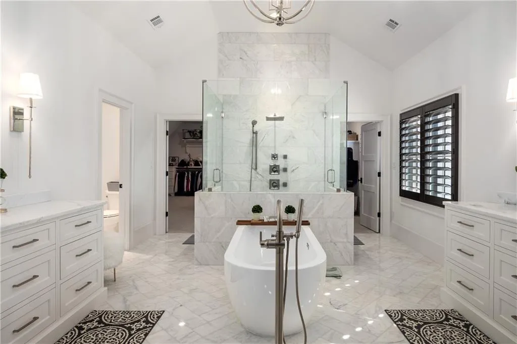 5720 Riverside Drive, Atlanta, Georgia 30327, 7 Bedrooms Bedrooms, ,7 BathroomsBathrooms,Residential,Sold,5720 Riverside Drive,6826879