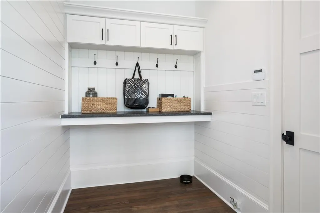 5720 Riverside Drive, Atlanta, Georgia 30327, 7 Bedrooms Bedrooms, ,7 BathroomsBathrooms,Residential,Sold,5720 Riverside Drive,6826879