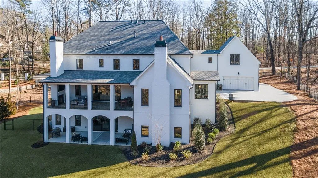 5720 Riverside Drive, Atlanta, Georgia 30327, 7 Bedrooms Bedrooms, ,7 BathroomsBathrooms,Residential,Sold,5720 Riverside Drive,6826879