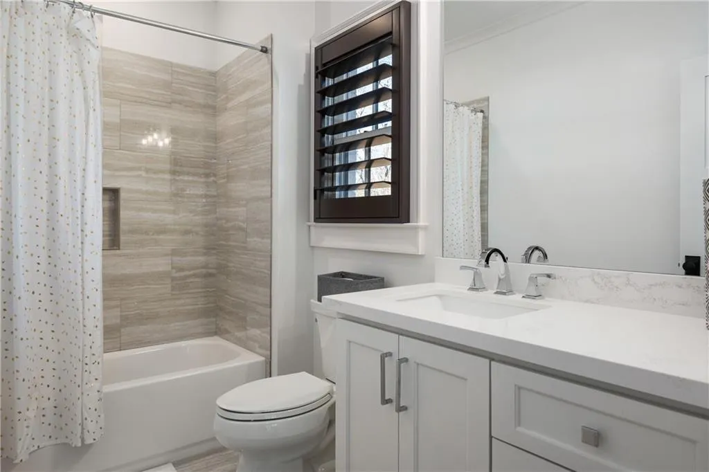 5720 Riverside Drive, Atlanta, Georgia 30327, 7 Bedrooms Bedrooms, ,7 BathroomsBathrooms,Residential,Sold,5720 Riverside Drive,6826879