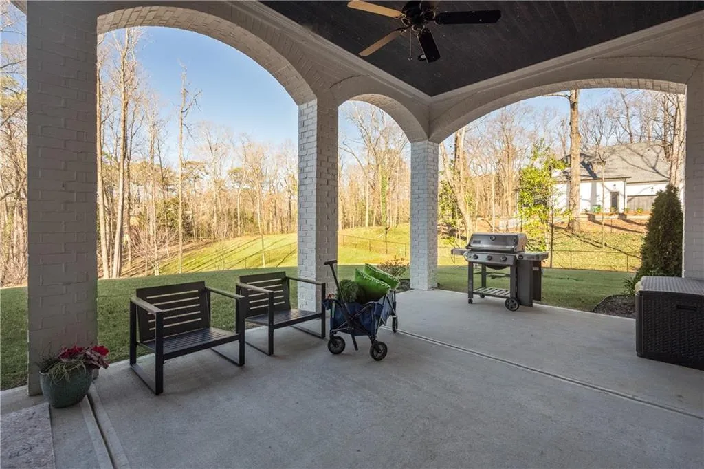 5720 Riverside Drive, Atlanta, Georgia 30327, 7 Bedrooms Bedrooms, ,7 BathroomsBathrooms,Residential,Sold,5720 Riverside Drive,6826879