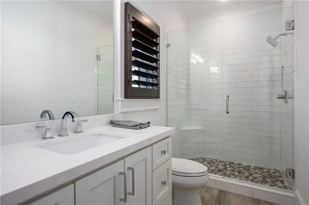 5720 Riverside Drive, Atlanta, Georgia 30327, 7 Bedrooms Bedrooms, ,7 BathroomsBathrooms,Residential,Sold,5720 Riverside Drive,6826879