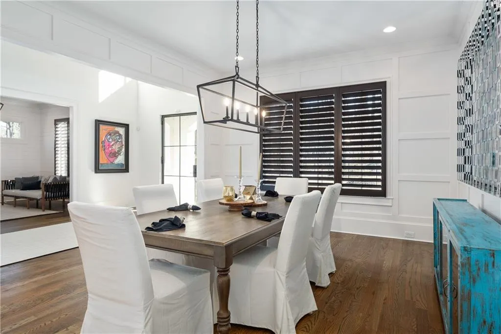 5720 Riverside Drive, Atlanta, Georgia 30327, 7 Bedrooms Bedrooms, ,7 BathroomsBathrooms,Residential,Sold,5720 Riverside Drive,6826879