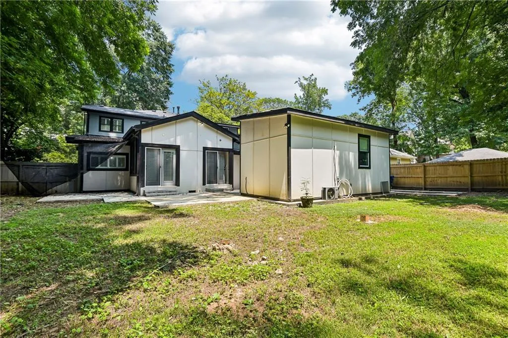 215 Camden Road Ne, Atlanta, Georgia 30309, 4 Bedrooms Bedrooms, 0 ,3 BathroomsBathrooms,Residential,For Sale,215 Camden Road Ne,7764081