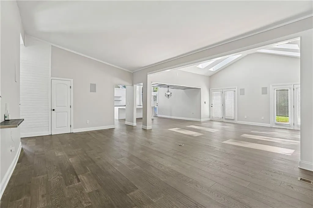 215 Camden Road Ne, Atlanta, Georgia 30309, 4 Bedrooms Bedrooms, 0 ,3 BathroomsBathrooms,Residential,For Sale,215 Camden Road Ne,7764081