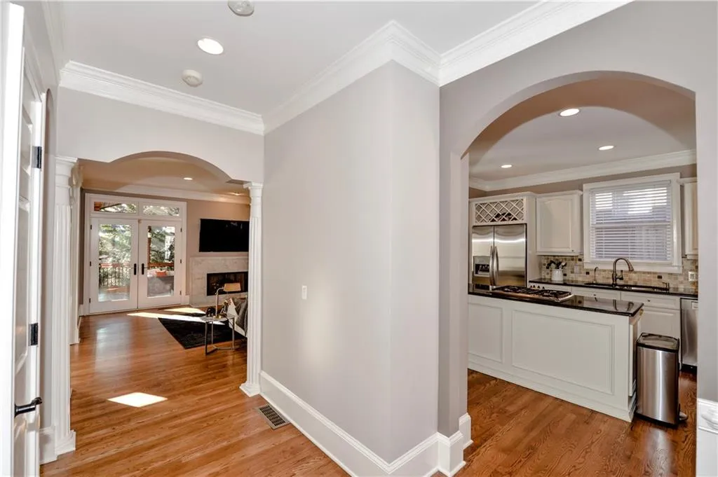 1145 Chantilly Rise Ne, Atlanta, Georgia 30324, 4 Bedrooms Bedrooms, ,4 BathroomsBathrooms,Residential,Sold,1145 Chantilly Rise Ne,5953116