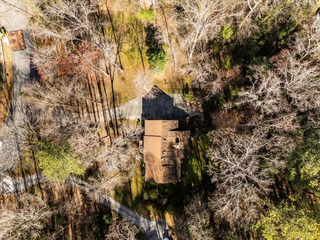 360 W Spalding Drive, Atlanta, Georgia 30328, 3 Bedrooms Bedrooms, ,2 BathroomsBathrooms,Residential,Sold,360 W Spalding Drive,7542239