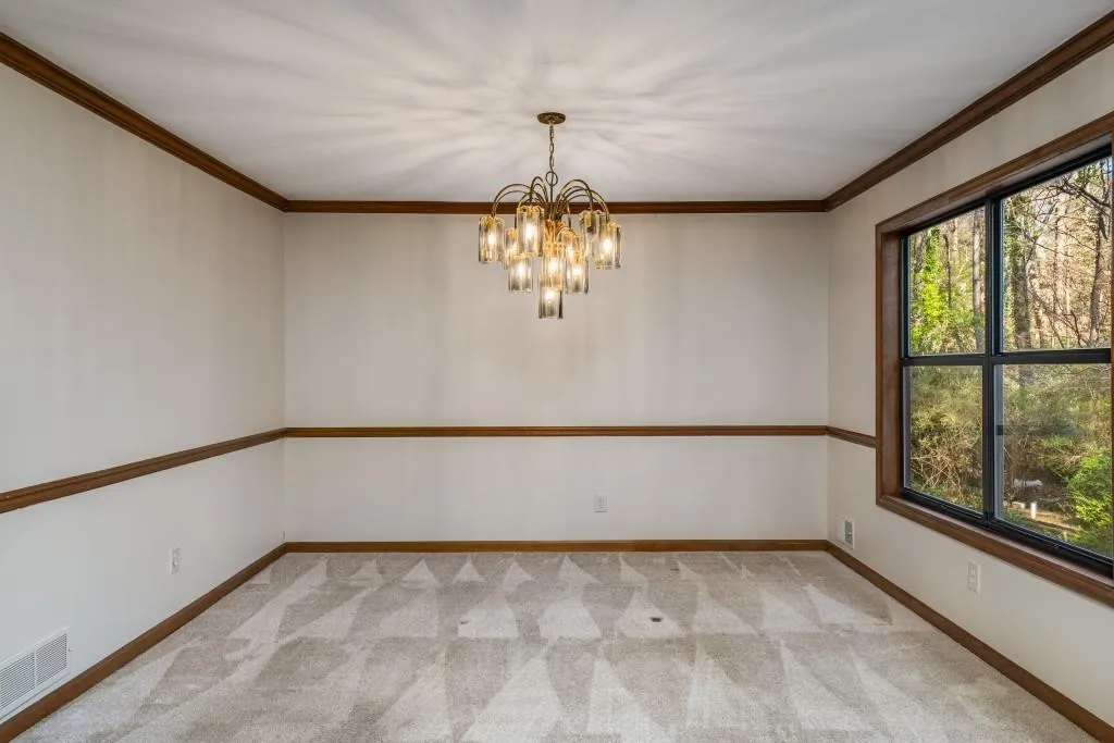 360 W Spalding Drive, Atlanta, Georgia 30328, 3 Bedrooms Bedrooms, ,2 BathroomsBathrooms,Residential,Sold,360 W Spalding Drive,7542239