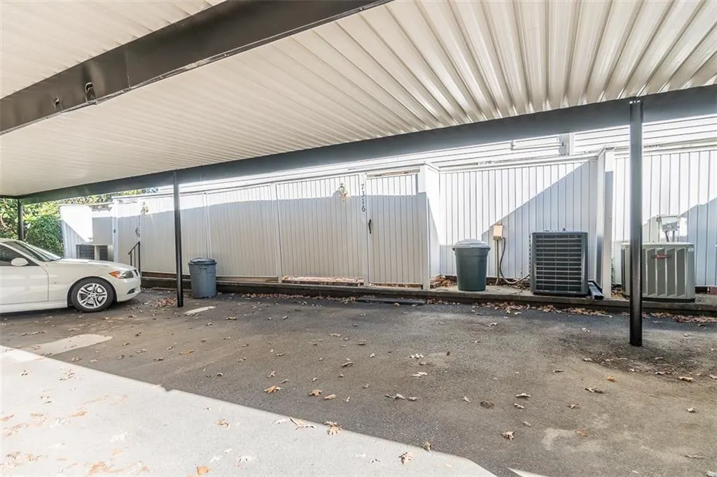 7316 Cardigan Circle, Sandy Springs, Georgia 30328, 3 Bedrooms Bedrooms, ,2 BathroomsBathrooms,Residential,Sold,7316 Cardigan Circle,5935757