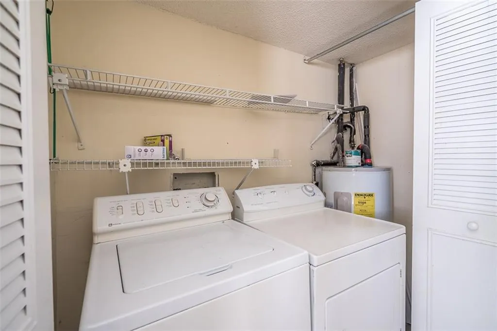 7316 Cardigan Circle, Sandy Springs, Georgia 30328, 3 Bedrooms Bedrooms, ,2 BathroomsBathrooms,Residential,Sold,7316 Cardigan Circle,5935757