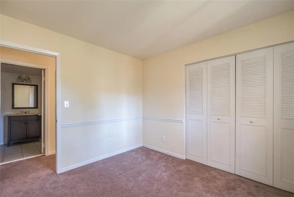 7316 Cardigan Circle, Sandy Springs, Georgia 30328, 3 Bedrooms Bedrooms, ,2 BathroomsBathrooms,Residential,Sold,7316 Cardigan Circle,5935757